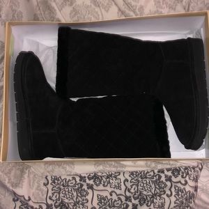 Micheal Kors Quilted Boots